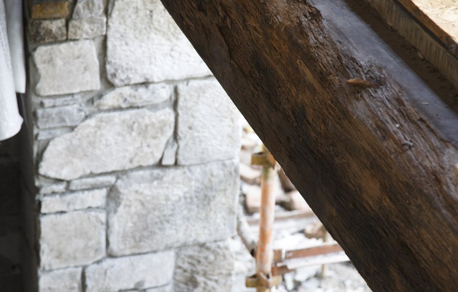 linehan construction traditional materials stone building stone and timber beam
