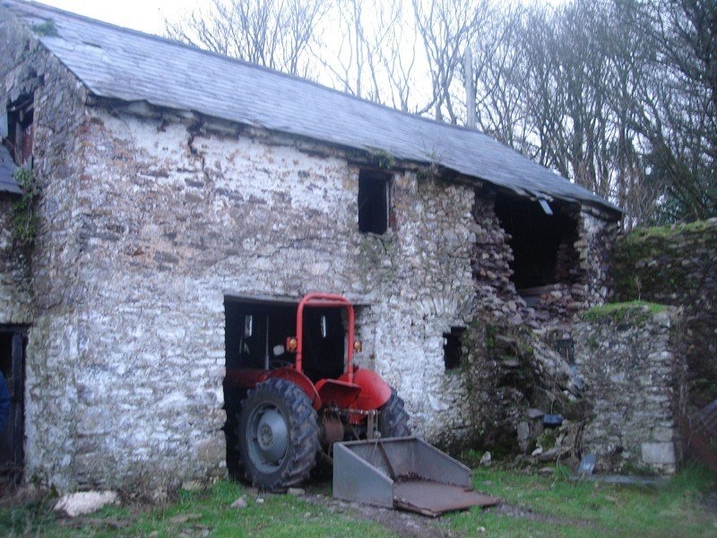 Building before renovation Building before renovation